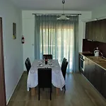 Anesis Luxury Skála Sotíros