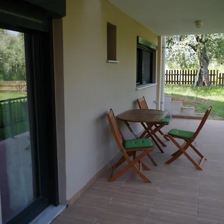 Anesis Luxury