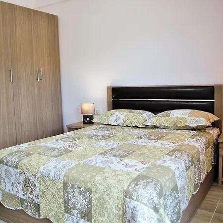 Anesis Luxury Apartament Skála Sotíros
