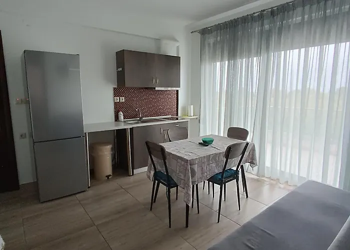 Anesis Luxury